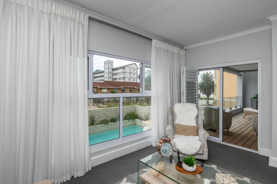 4 Bedroom Property for Sale in Summerstrand Eastern Cape